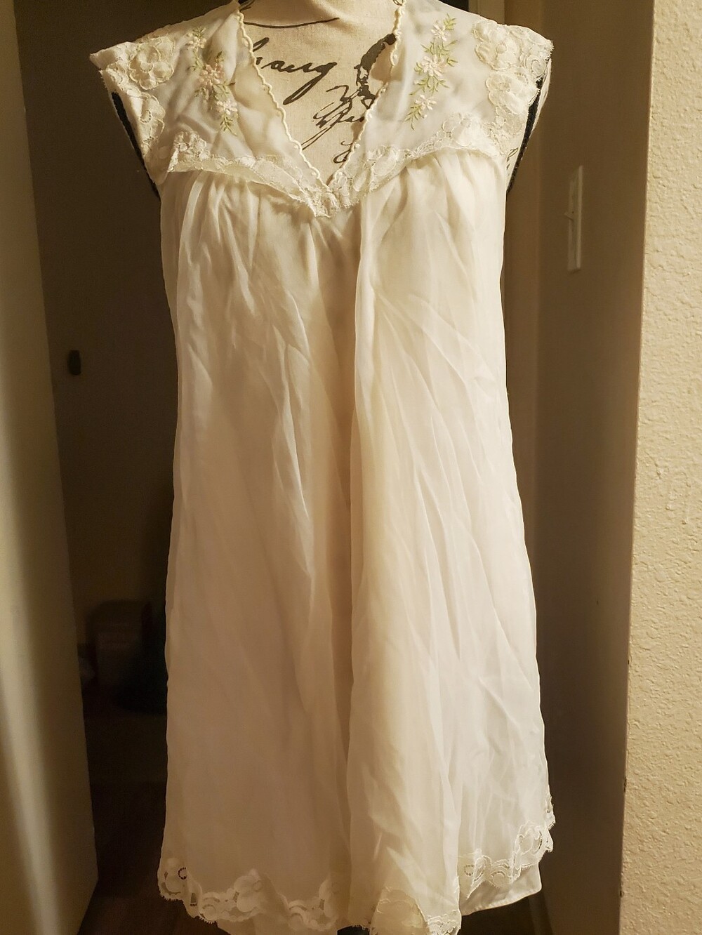 Shadowline Women's Ivory Slip - Classic Ivory Intimate